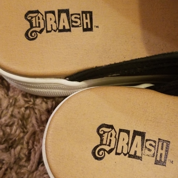 Brash shoes - Picture 2 of 3